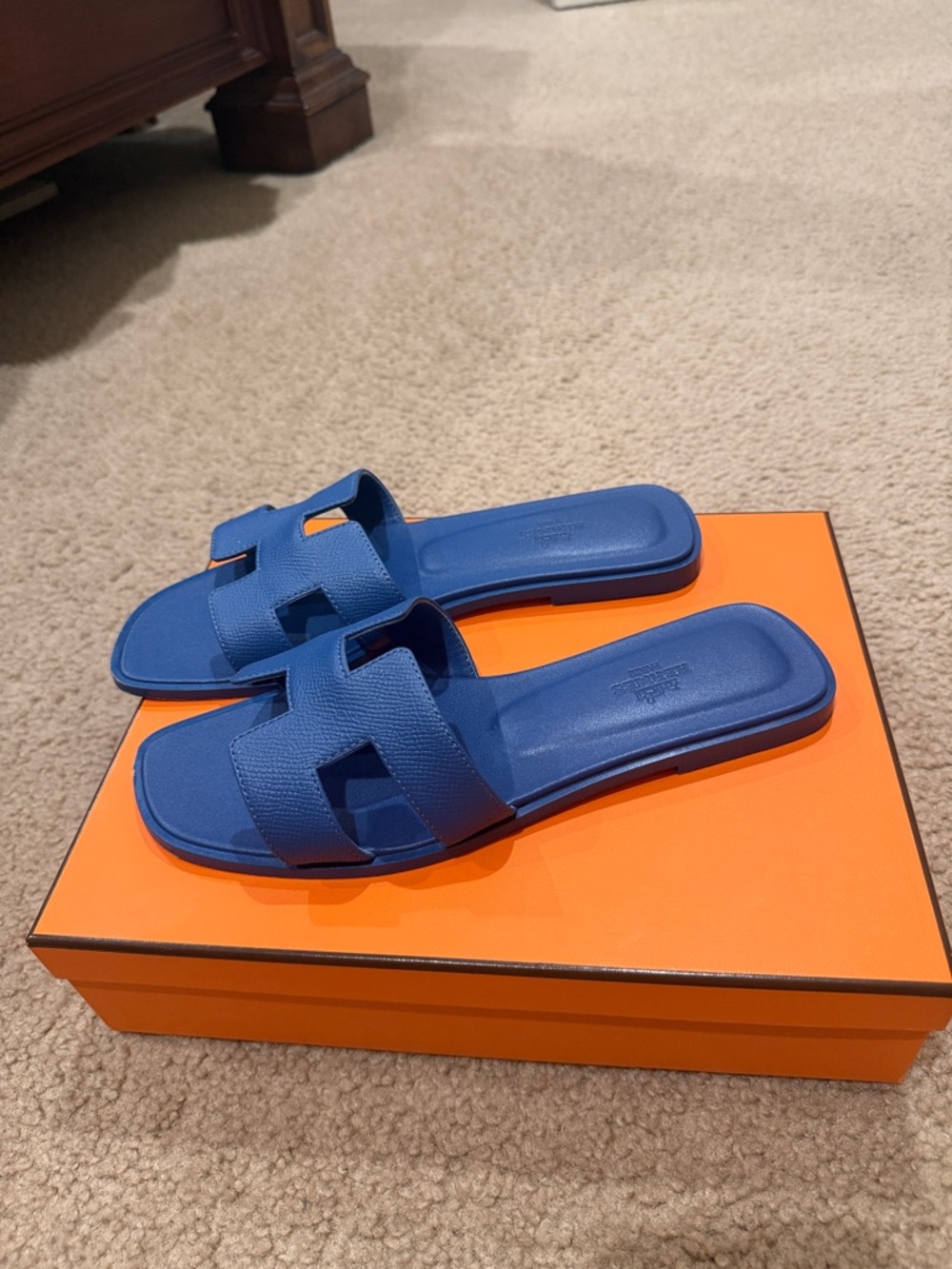 Hermès Oran Sandal in Bleu Bleuet - Picture 5 of 8
